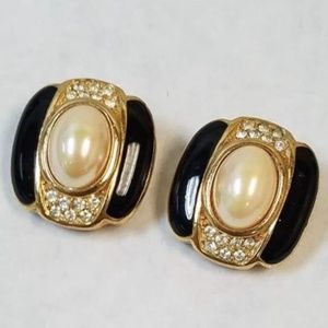 Christian Dior Faux Pearl Stones Black Enamel Gold Tone Clip-On Earrings Vintag